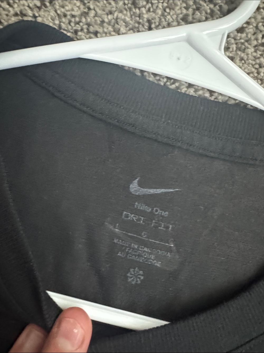 Nike Women’s Dri- Fit Tee ( Size L ) - Picture 2 of 4